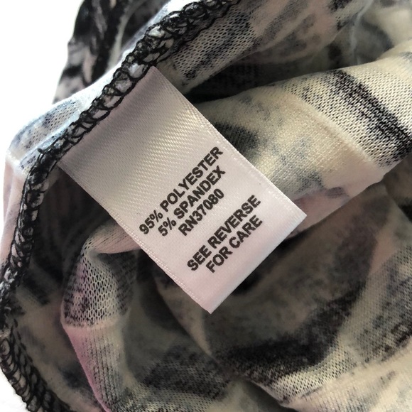 Cato Sleeveless Ruffle Layered Blouse - Picture 5 of 5